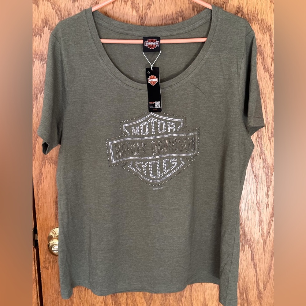 Ladies Army green Harley Davidson T-shirt
